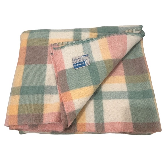 Vintage Eaton's Wool Blanket Throw Pastel Plaid Tartan Mid Century 70"X78" RARE - Picture 6 of 10